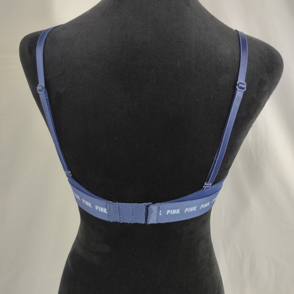 PINK VICTORIA'S SECRET Navy Blue Wear Everywhere Wireless Padded Bra Size 32B - Picture 2 of 8